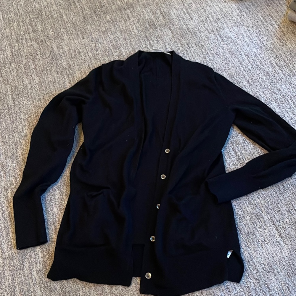 Women’s black gap cardigan size small